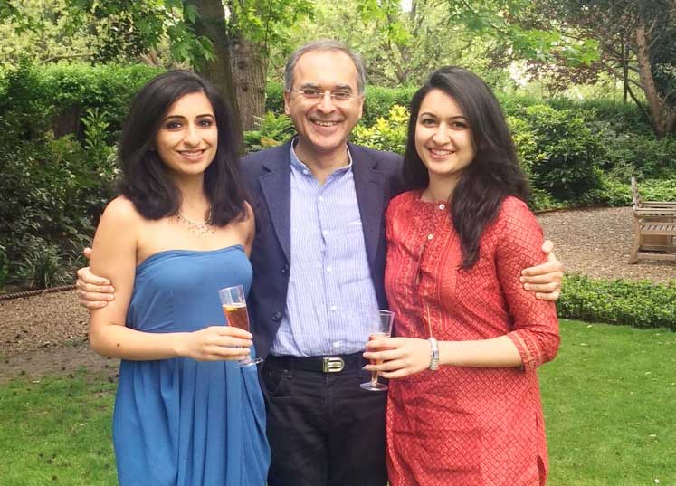 Pavan and His Two Daughters